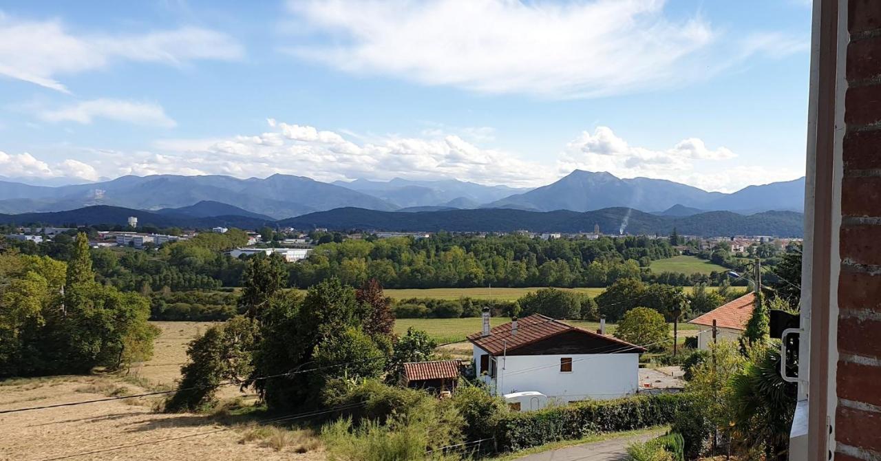 Pyrenees Vue Gite - Vues Fantastique, Parking Gratuit Sur Place & Piscine Сен-Годенс Экстерьер фото